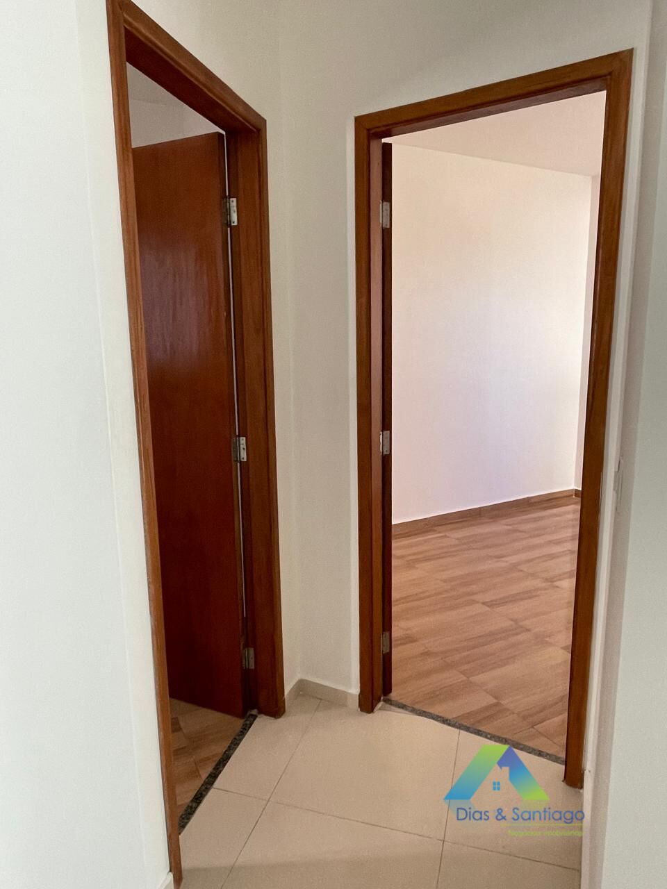 Apartamento à venda com 2 quartos, 37m² - Foto 11