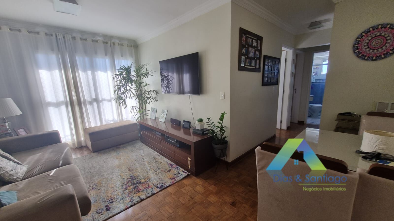 Apartamento à venda com 2 quartos, 60m² - Foto 1