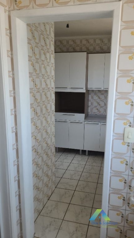 Apartamento para alugar com 2 quartos, 74m² - Foto 13