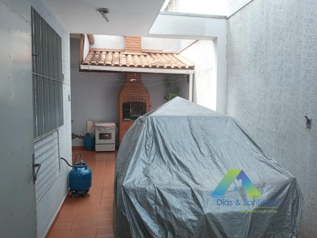 Sobrado à venda com 3 quartos, 250m² - Foto 18