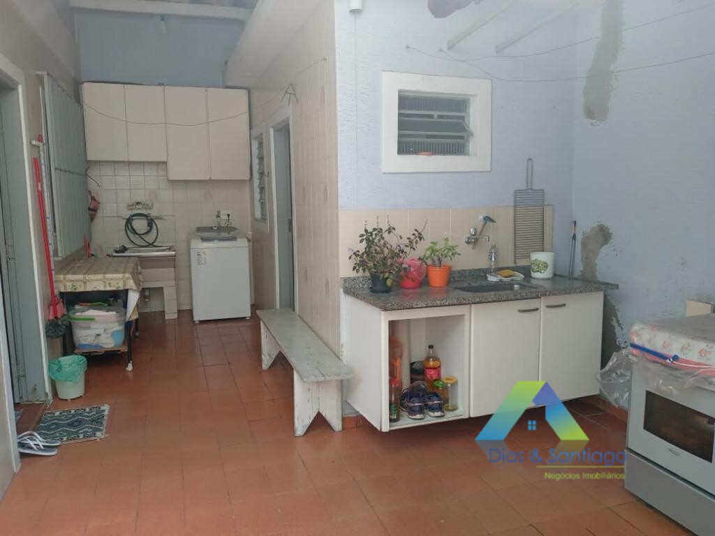 Sobrado à venda com 3 quartos, 250m² - Foto 4