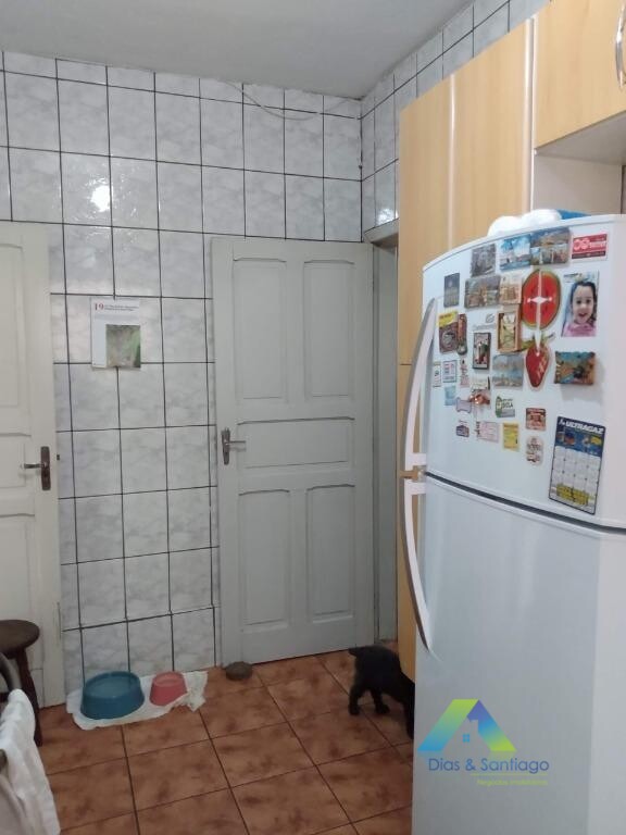 Casa à venda com 2 quartos, 125m² - Foto 13