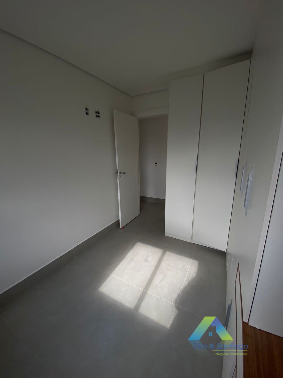 Apartamento à venda com 2 quartos, 55m² - Foto 14