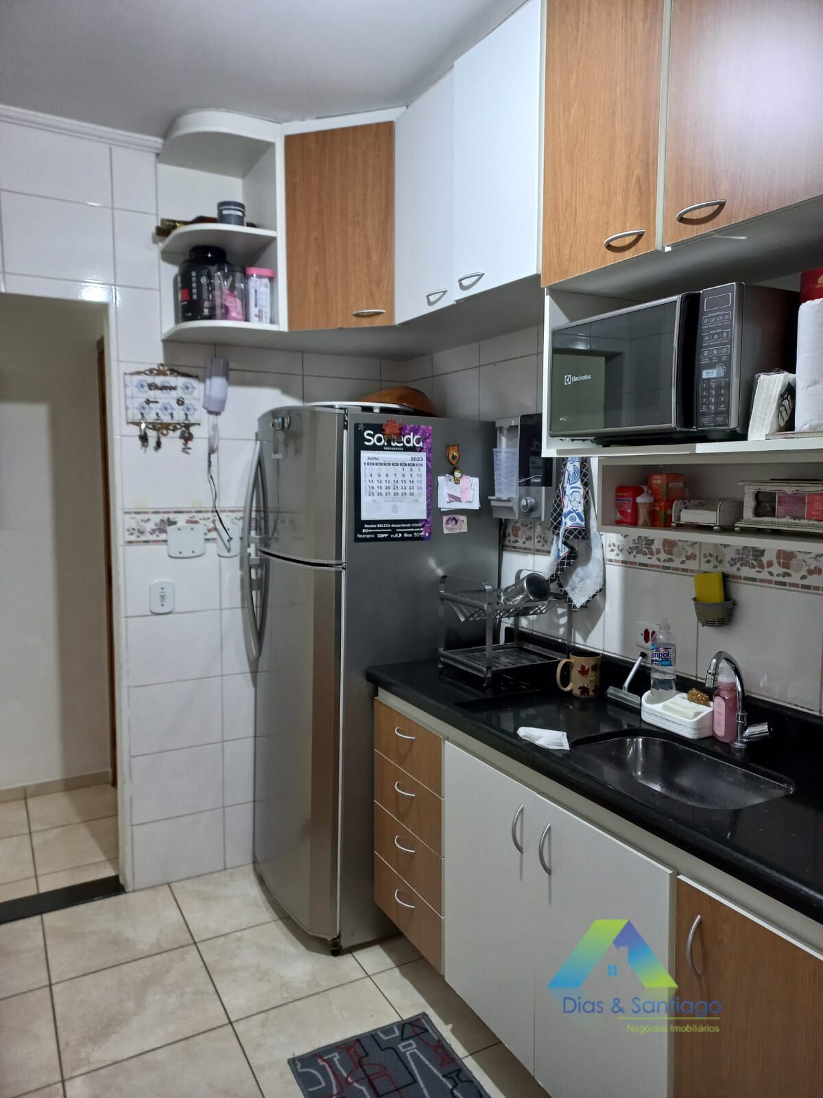 Apartamento à venda com 3 quartos, 72m² - Foto 2