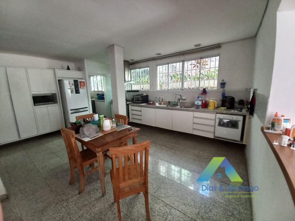 Sobrado, 4 quartos, 370 m² - Foto 10