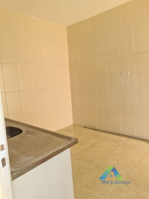 Sobrado à venda com 2 quartos, 87m² - Foto 4