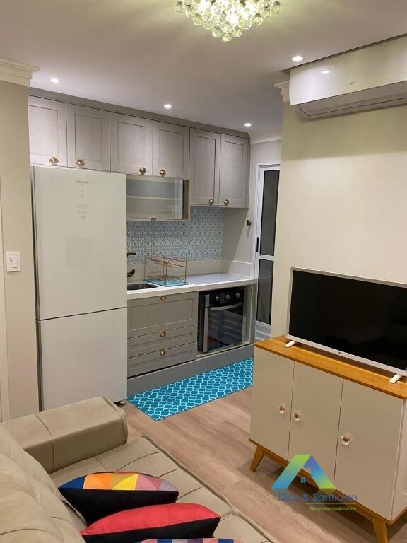 Apartamento à venda com 2 quartos, 32m² - Foto 2