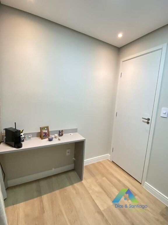 Apartamento à venda com 2 quartos, 32m² - Foto 16