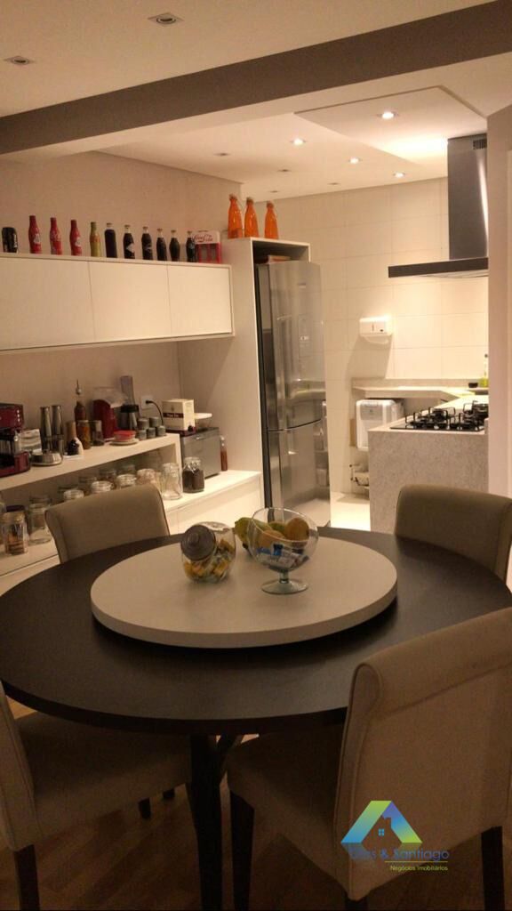 Apartamento à venda com 3 quartos, 98m² - Foto 2