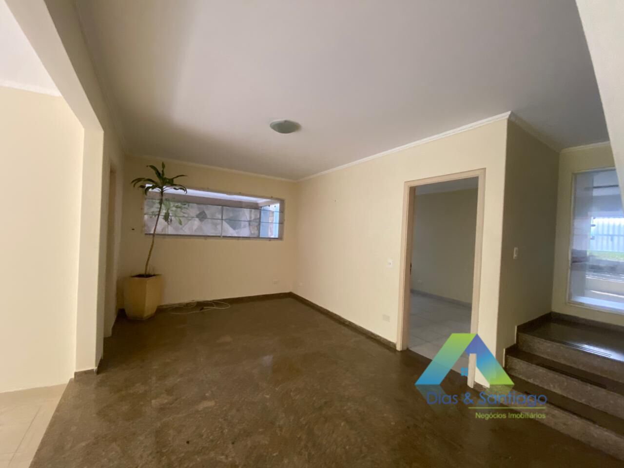 Sobrado para alugar com 4 quartos, 252m² - Foto 10