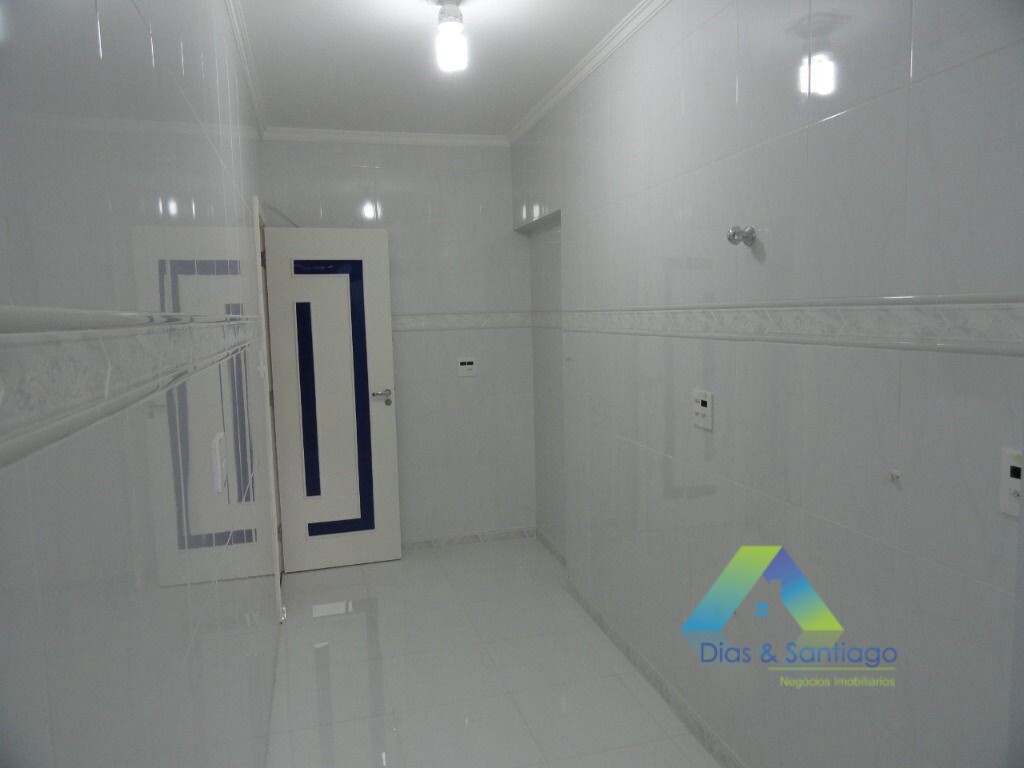 Apartamento à venda com 2 quartos, 70m² - Foto 18