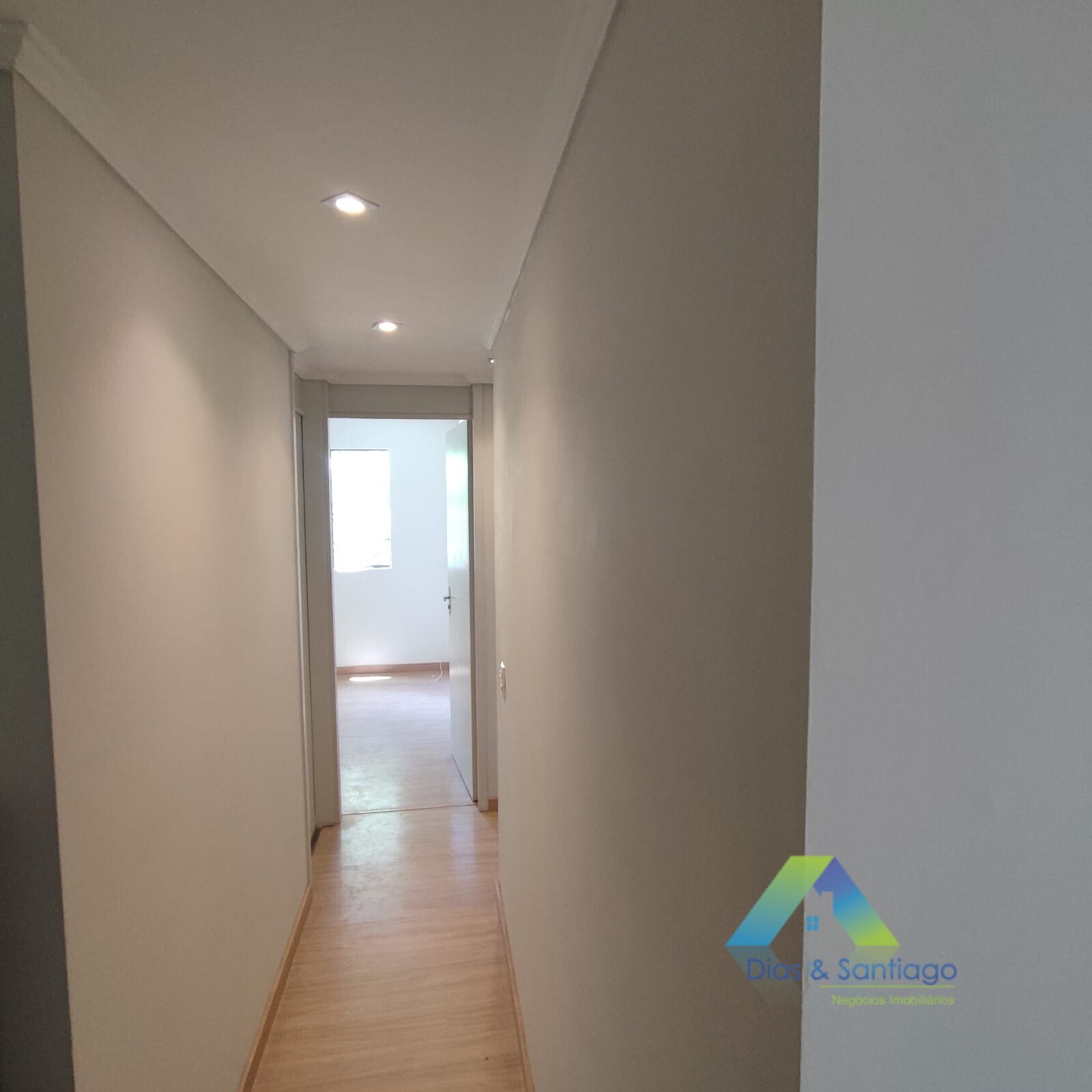 Apartamento à venda com 3 quartos, 61m² - Foto 4