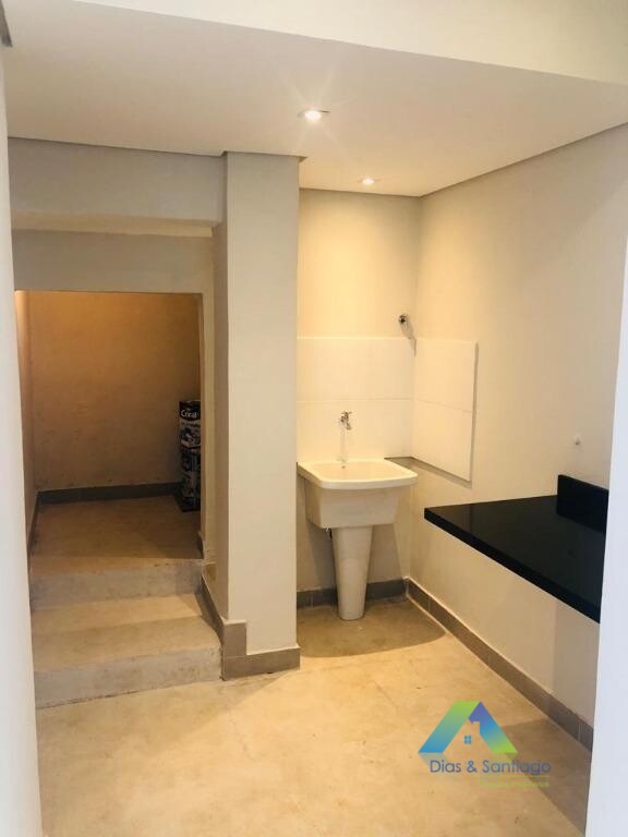 Sobrado à venda com 3 quartos, 180m² - Foto 9