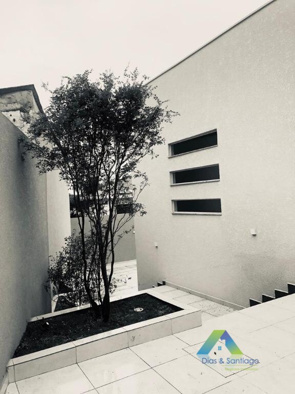 Sobrado à venda com 3 quartos, 180m² - Foto 32