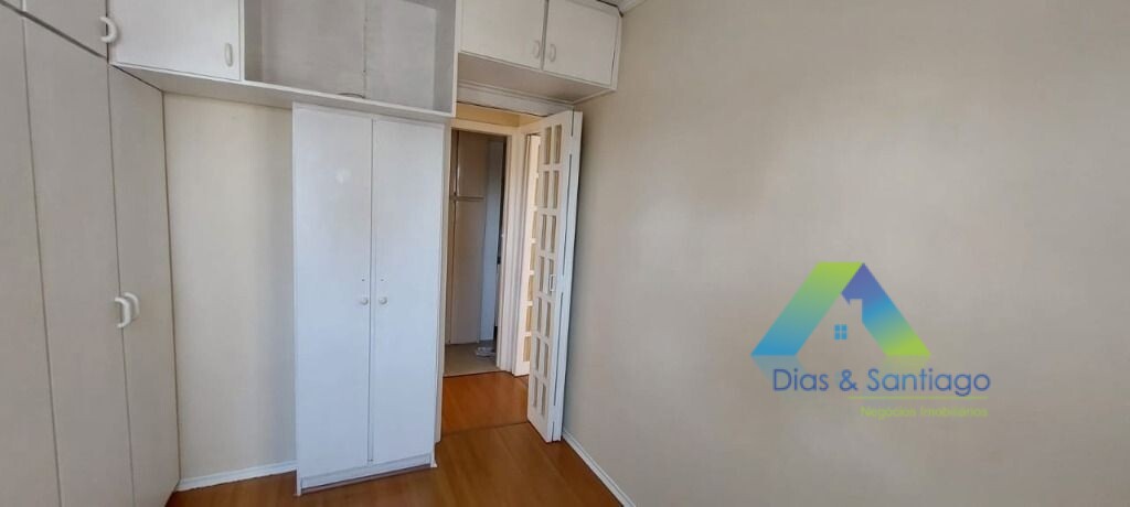 Apartamento à venda com 2 quartos, 64m² - Foto 9