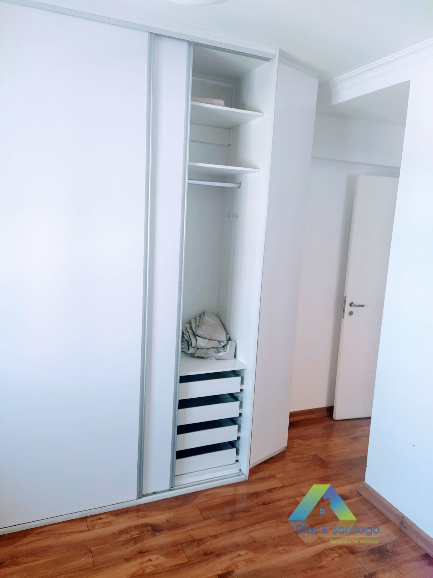 Apartamento à venda com 3 quartos, 106m² - Foto 15