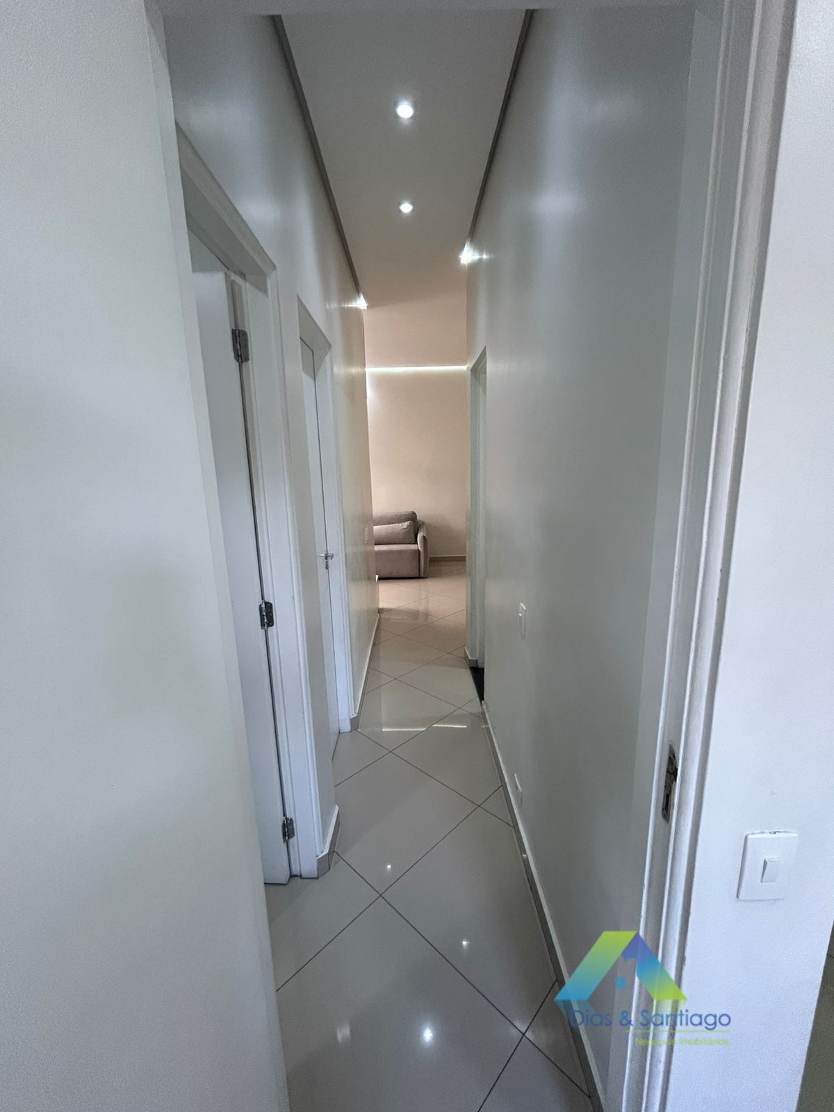 Apartamento à venda com 3 quartos, 115m² - Foto 9