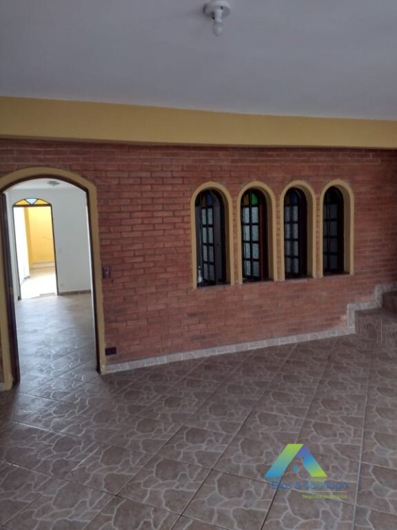 Sobrado à venda com 3 quartos, 125m² - Foto 1