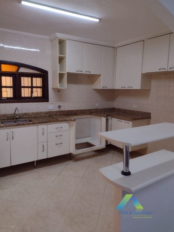 Sobrado à venda com 3 quartos, 125m² - Foto 4