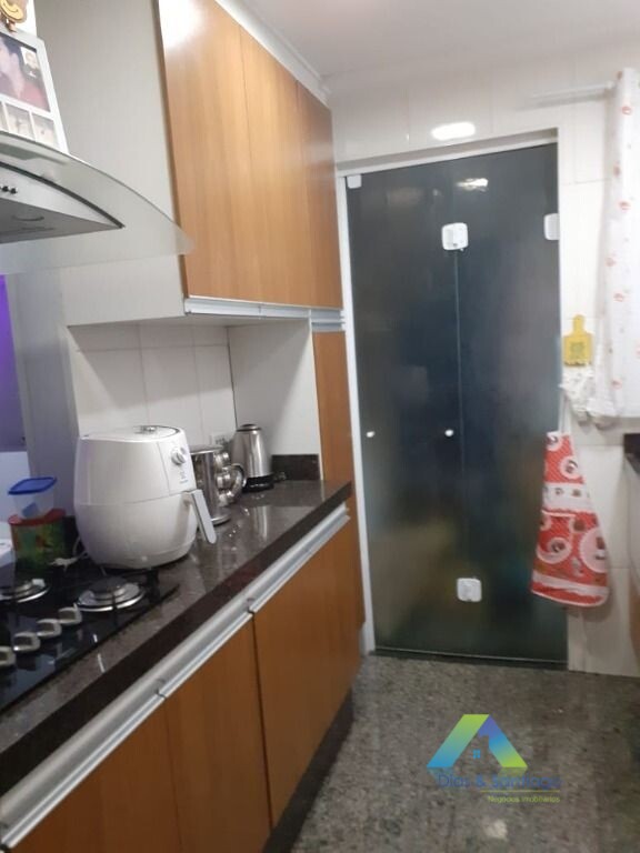 Apartamento à venda com 3 quartos, 83m² - Foto 4