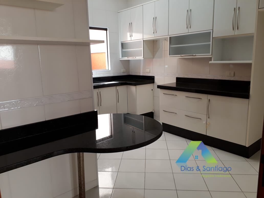 Sobrado à venda com 3 quartos, 203m² - Foto 3