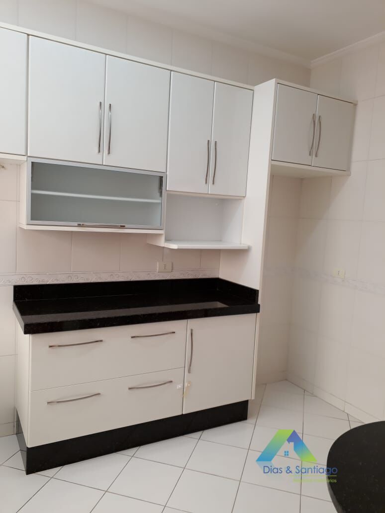 Sobrado à venda com 3 quartos, 203m² - Foto 4