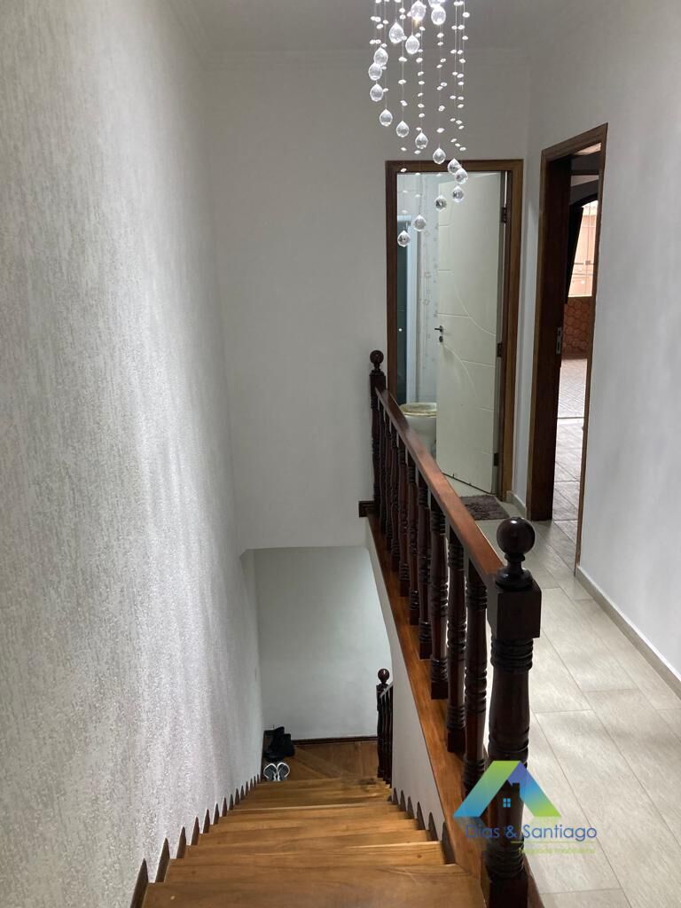 Sobrado à venda com 4 quartos, 320m² - Foto 17