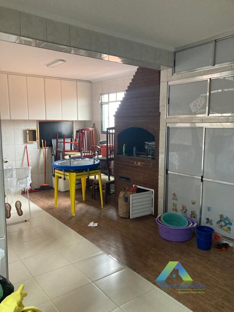 Sobrado à venda com 4 quartos, 320m² - Foto 22