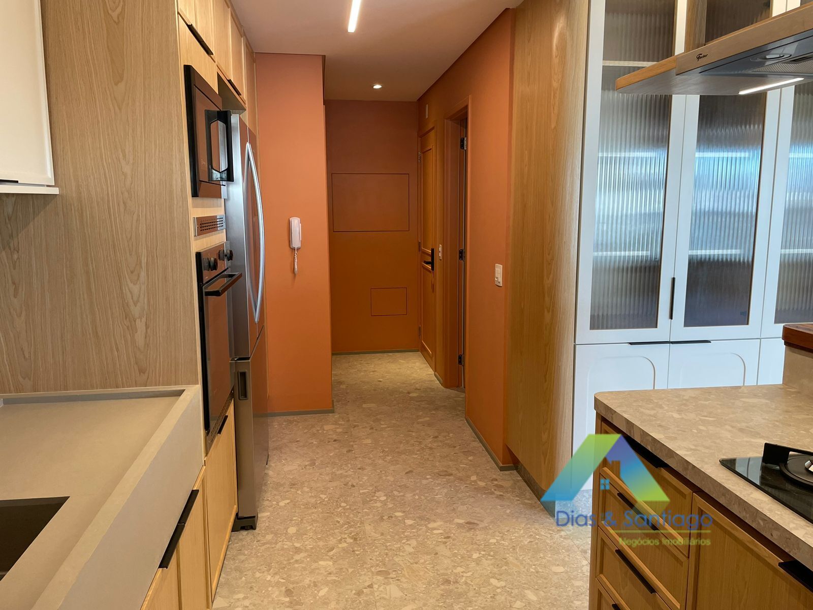 Apartamento à venda com 3 quartos, 131m² - Foto 11