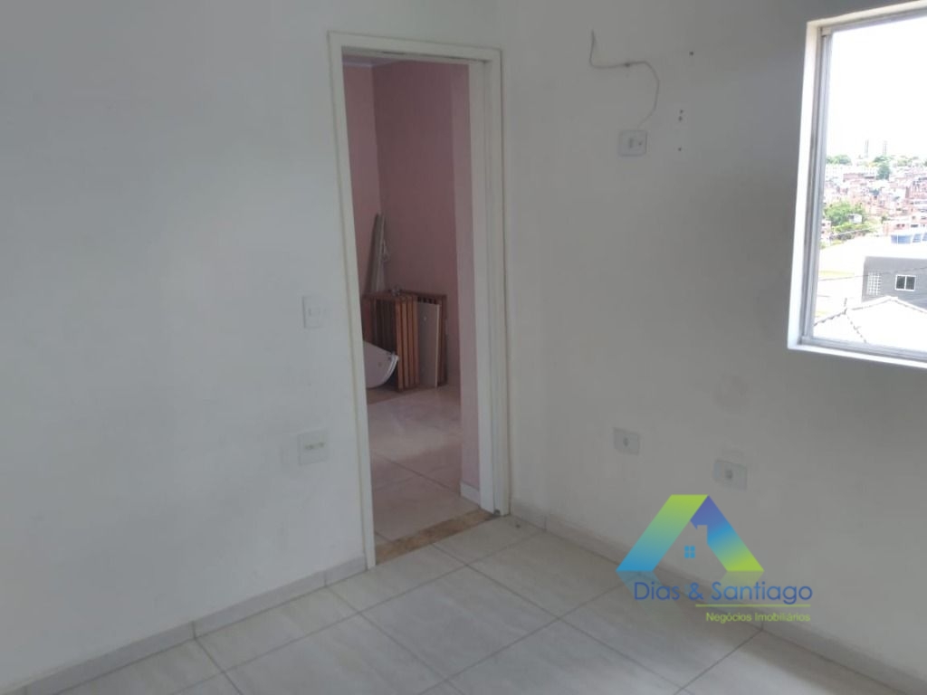 Sobrado à venda com 4 quartos, 175m² - Foto 2