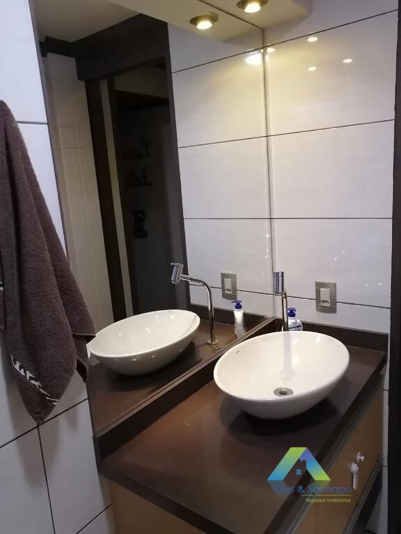 Apartamento à venda com 2 quartos, 63m² - Foto 52