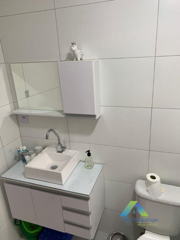 Sobrado à venda com 4 quartos, 200m² - Foto 12