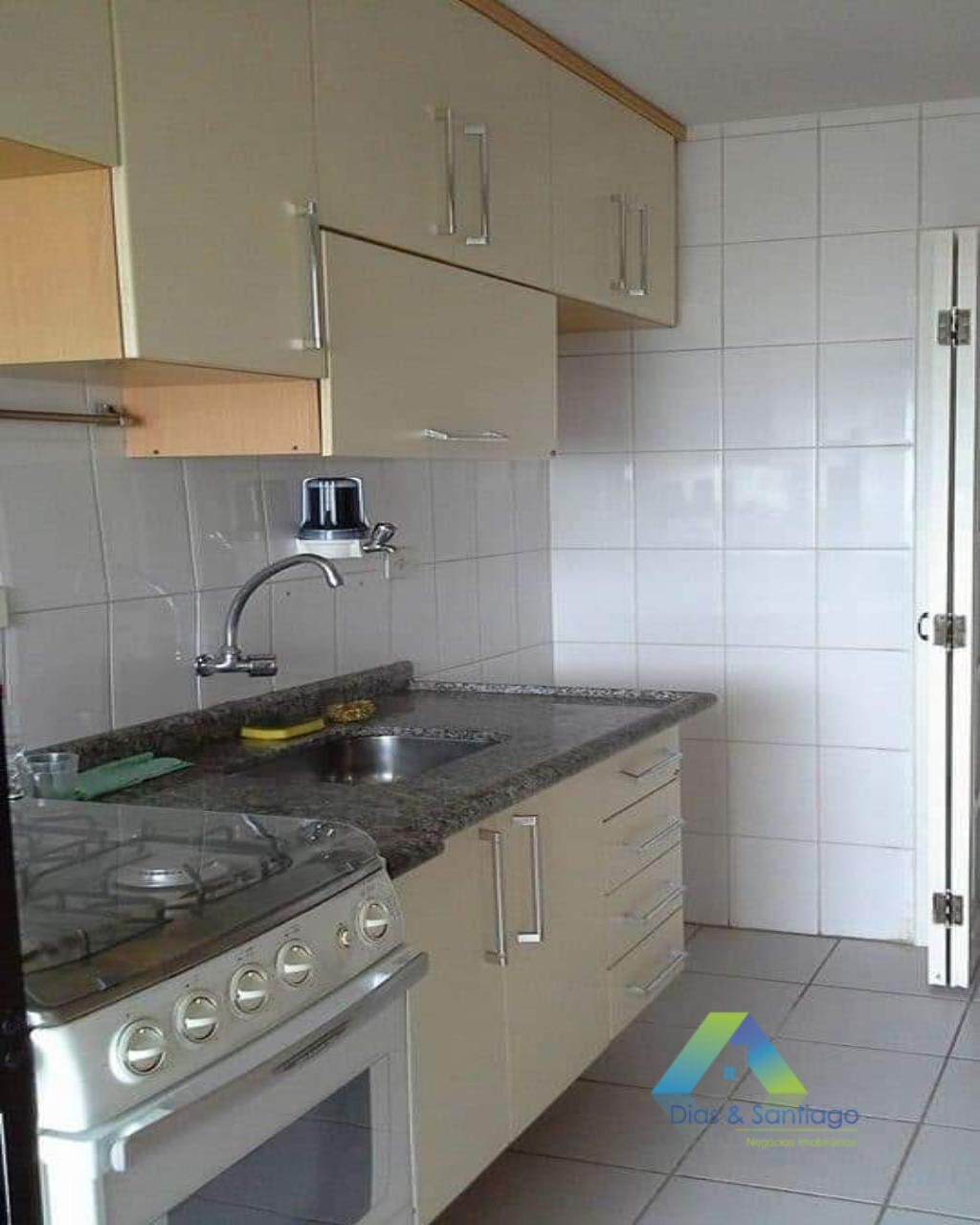 Apartamento à venda com 3 quartos, 65m² - Foto 6