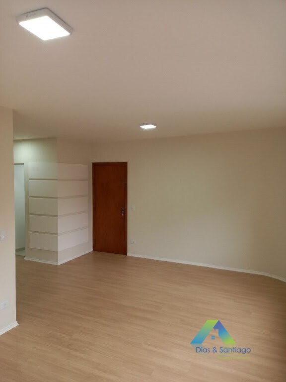 Apartamento à venda com 3 quartos, 105m² - Foto 4