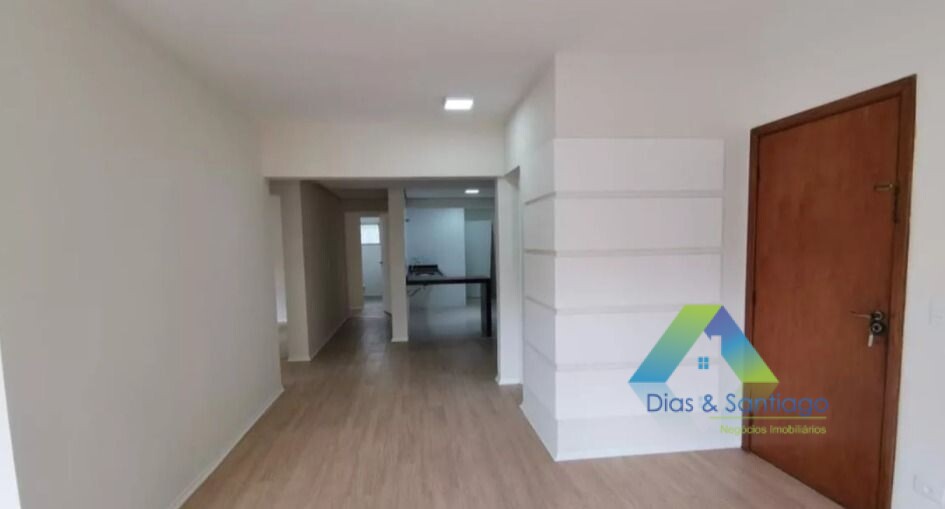 Apartamento à venda com 3 quartos, 105m² - Foto 1