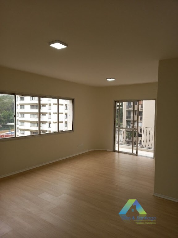 Apartamento à venda com 3 quartos, 105m² - Foto 8