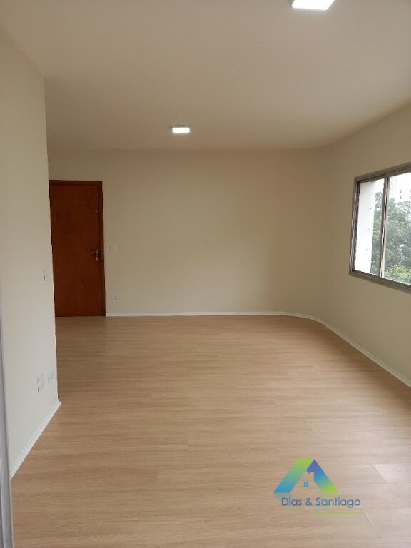 Apartamento à venda com 3 quartos, 105m² - Foto 6