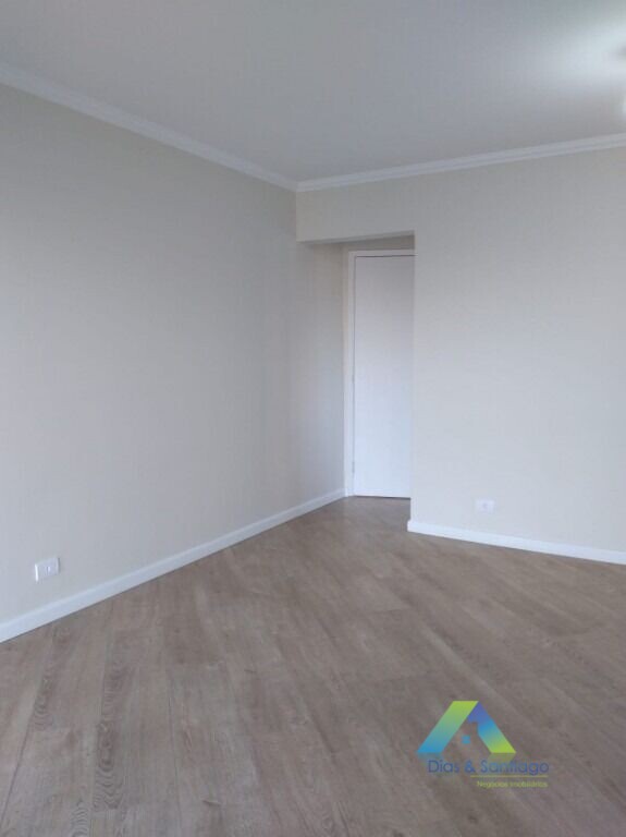 Apartamento à venda com 2 quartos, 62m² - Foto 9