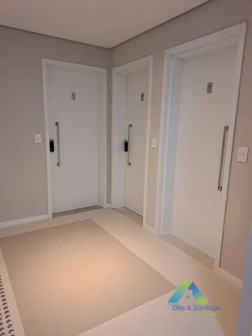 Apartamento à venda com 2 quartos, 82m² - Foto 11