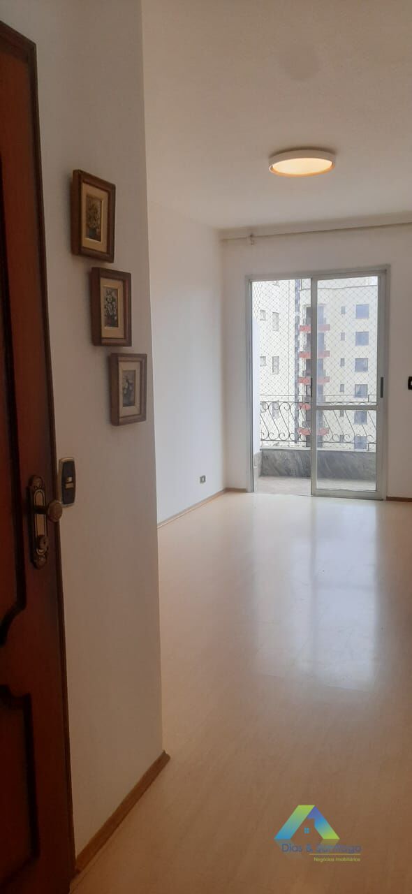 Apartamento para alugar com 3 quartos, 72m² - Foto 4