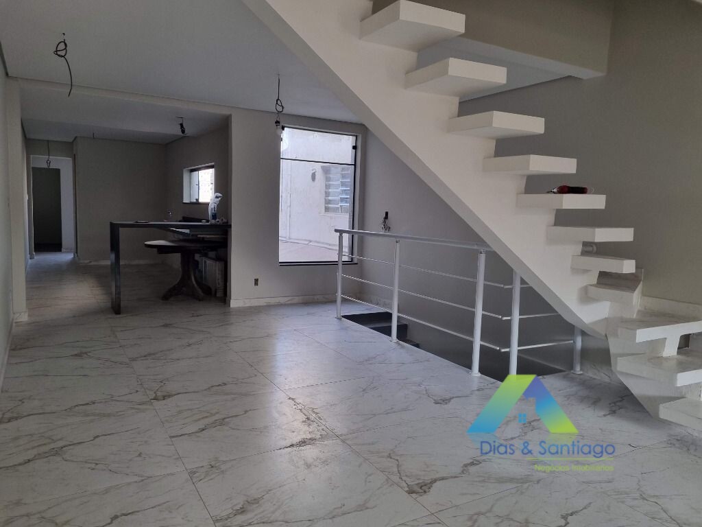 Sobrado à venda com 4 quartos, 240m² - Foto 10