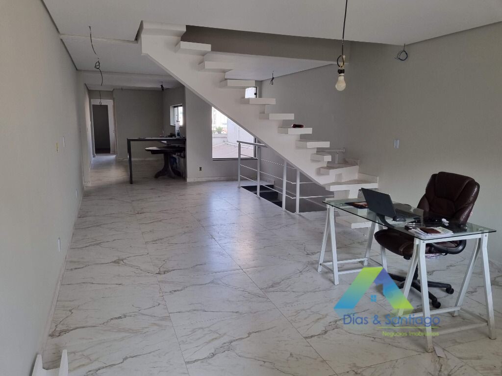 Sobrado à venda com 4 quartos, 240m² - Foto 6