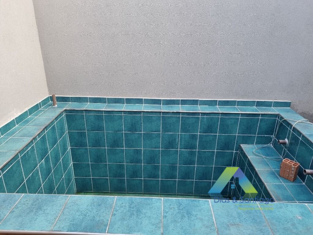 Sobrado à venda com 4 quartos, 240m² - Foto 32