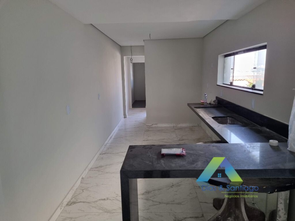 Sobrado à venda com 4 quartos, 240m² - Foto 13