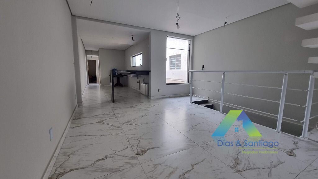 Sobrado à venda com 4 quartos, 240m² - Foto 42