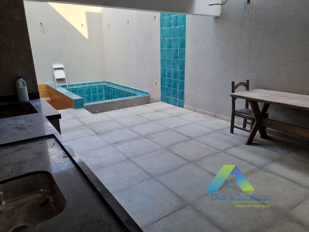 Sobrado à venda com 4 quartos, 240m² - Foto 19