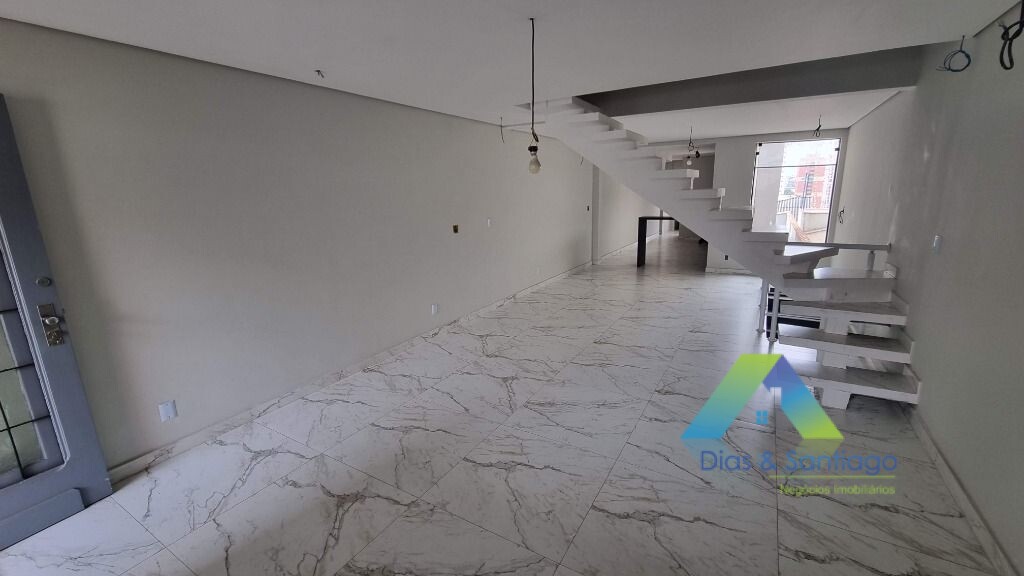 Sobrado à venda com 4 quartos, 240m² - Foto 37