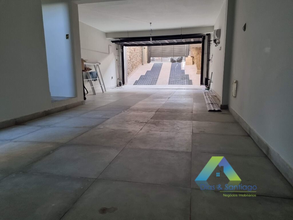 Sobrado à venda com 4 quartos, 240m² - Foto 25