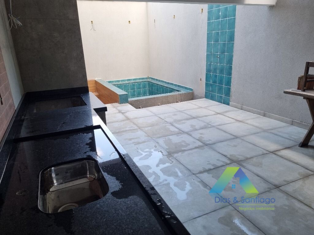 Sobrado à venda com 4 quartos, 240m² - Foto 28