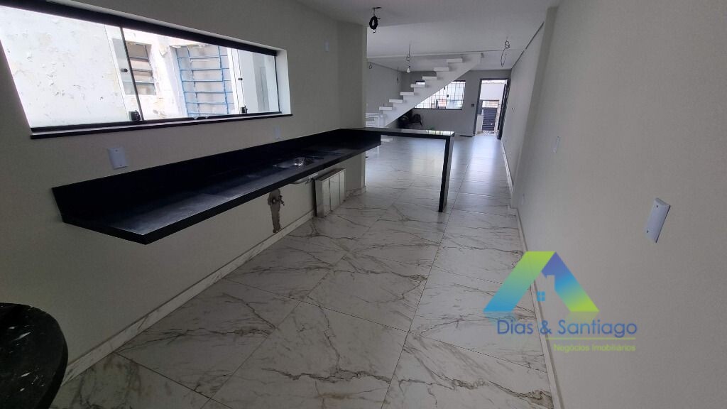 Sobrado à venda com 4 quartos, 240m² - Foto 52